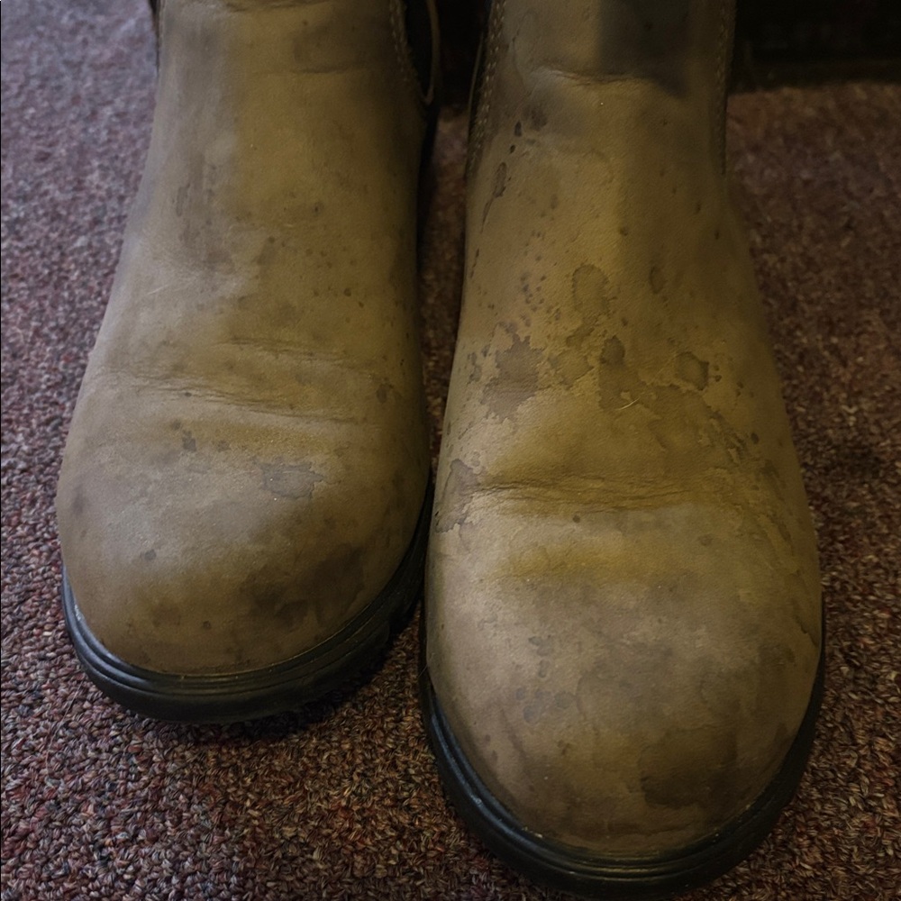 Blundstone Chelsea Boots - Picture 3 of 8